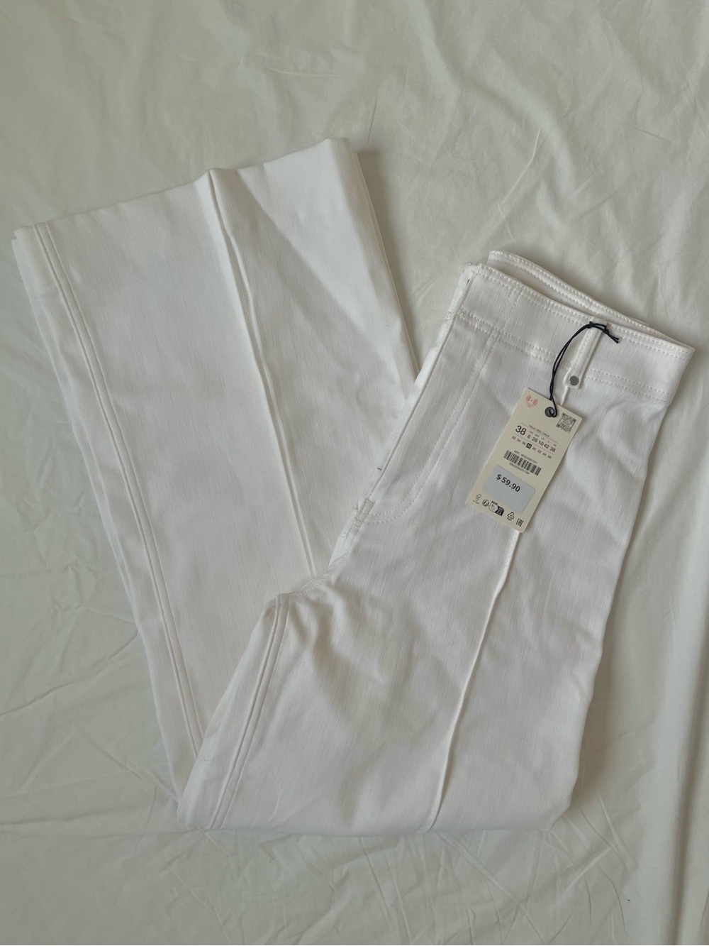 Zara White High Rise Relaxed Leg Ankle Length Pants Size 38 Minimalist Workwear
